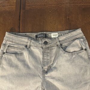 Ezekiel EZ Rider Jeans Men’s 33 Gray Wash Stretch Denim Contrast Stitch